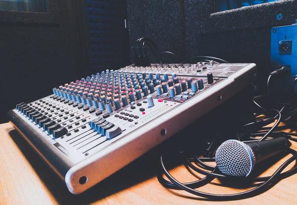 Transform Your Song - Mixing and Mastering - The Basics to an Awesome track - 5 minute read mixing and mastering
